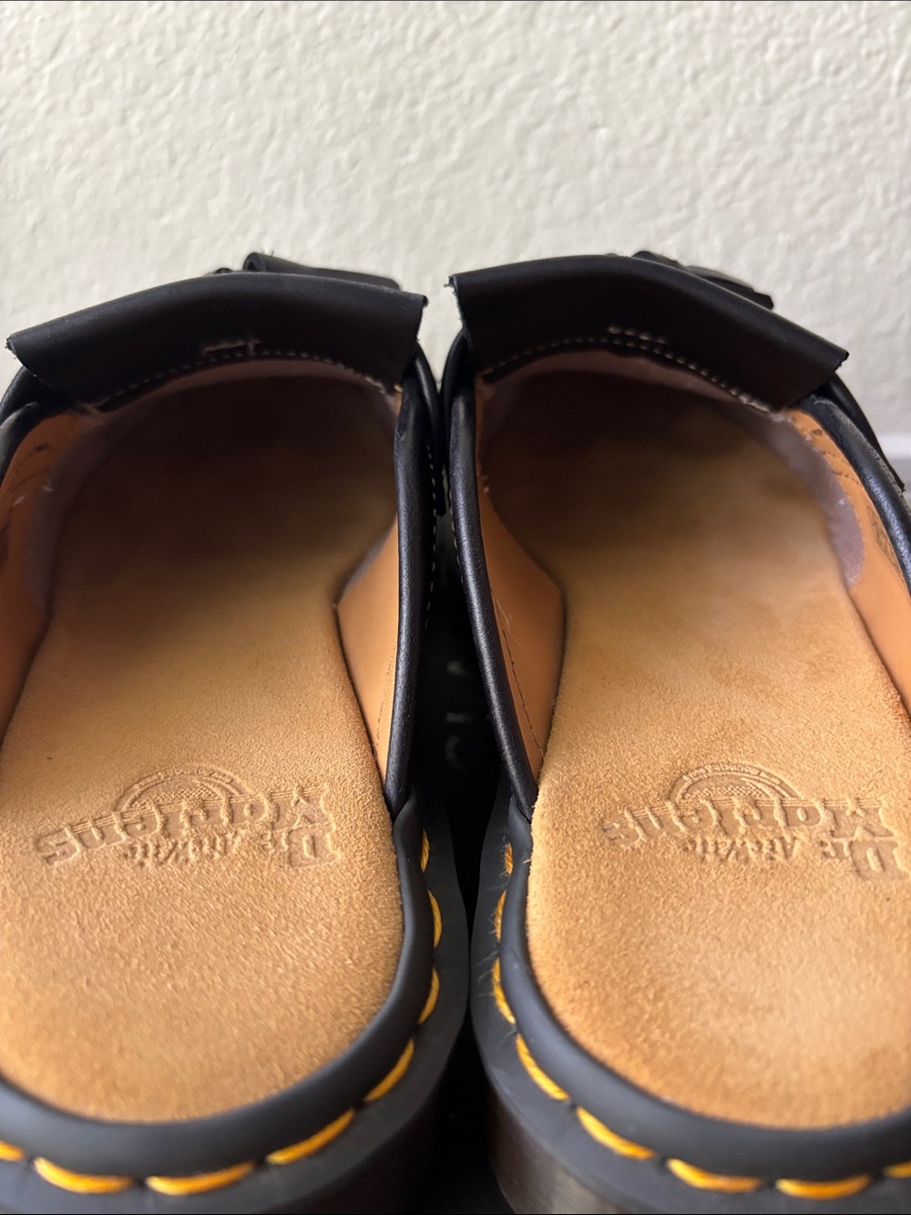 Dr. Martens Adrian Mule Sz 8 - Like New - Picture 4 of 5